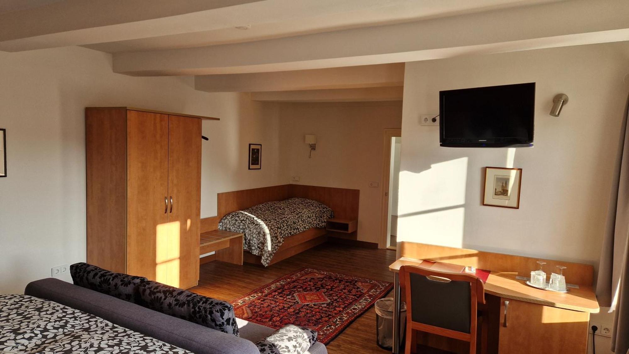 Hotel Garni Demmel & Cie Rohrsheim Extérieur photo